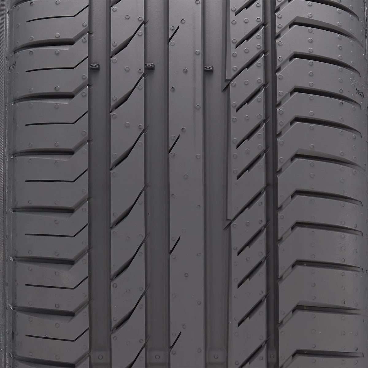 Llanta Continental ContiSportContact 5 SUV 235/50R18 97V SSR MOE