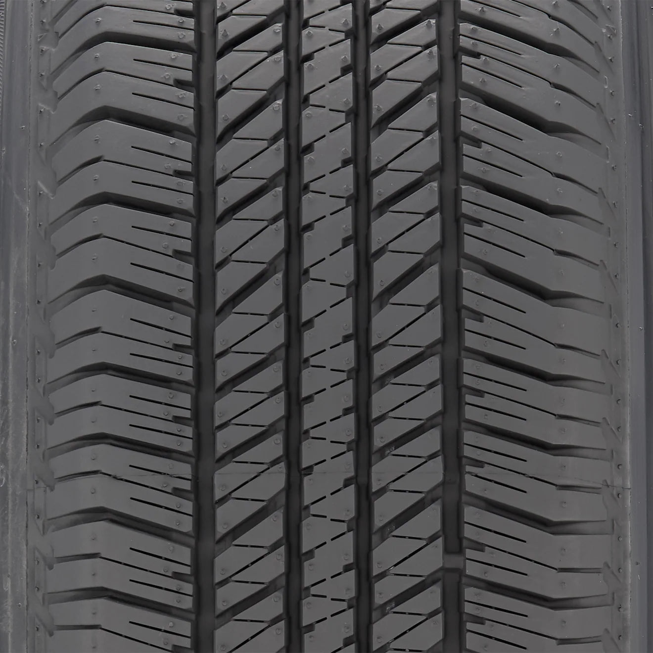 LLANTA BRIDGESTONE DUELER H/T 684 II 275/60R20 114H