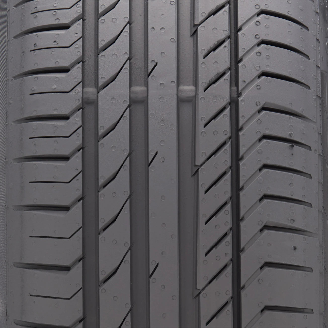 LLANTA CONTINENTAL CONTISPORTCONTACT 5 SSR 225/40R18 092W